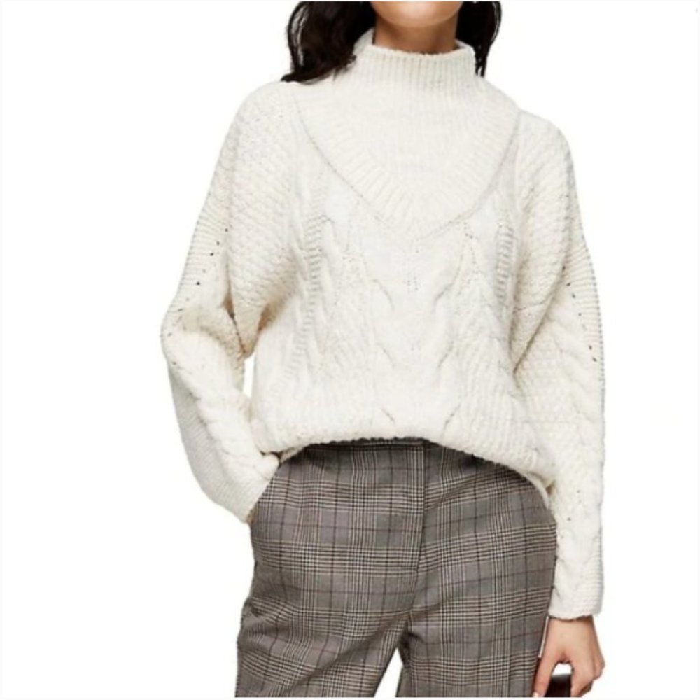 TOPSHOP Ivory Mock V Cable Knitted Sweater